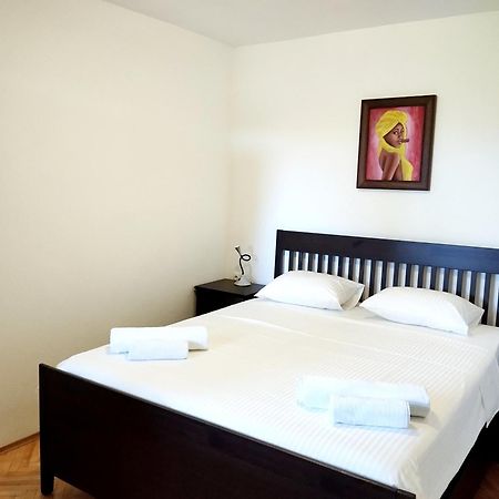 Holiday House Pinus Pinea Viganj Exterior photo